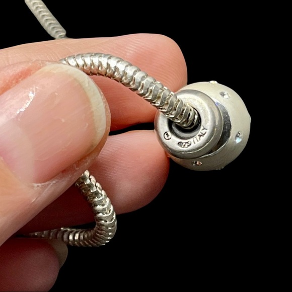 Sterling silver charm bracelet - Picture 3 of 7